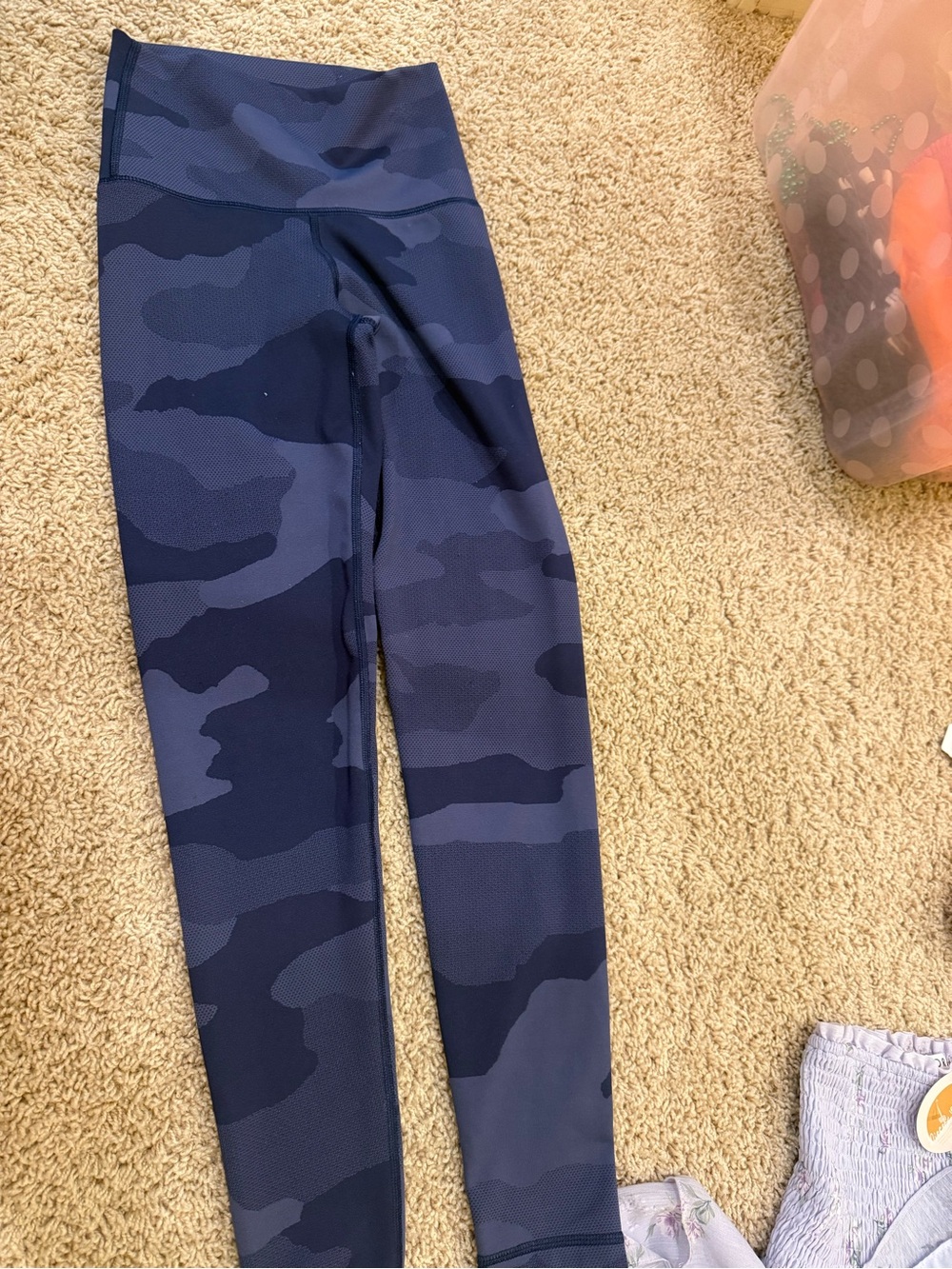 Arie Navy Leggings!! Worn once!! Size Xs